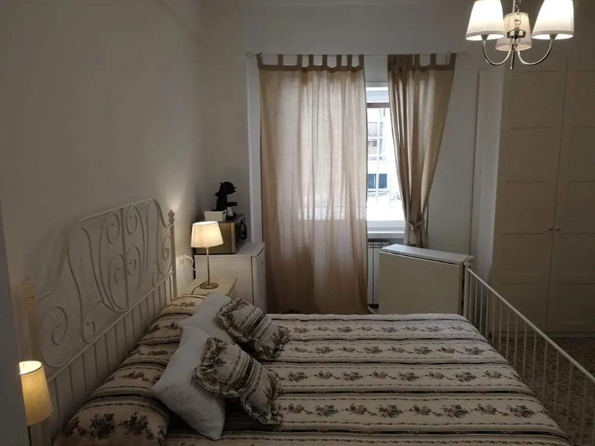Sergio Tourist Rental Close Tiburtina Station ローマ